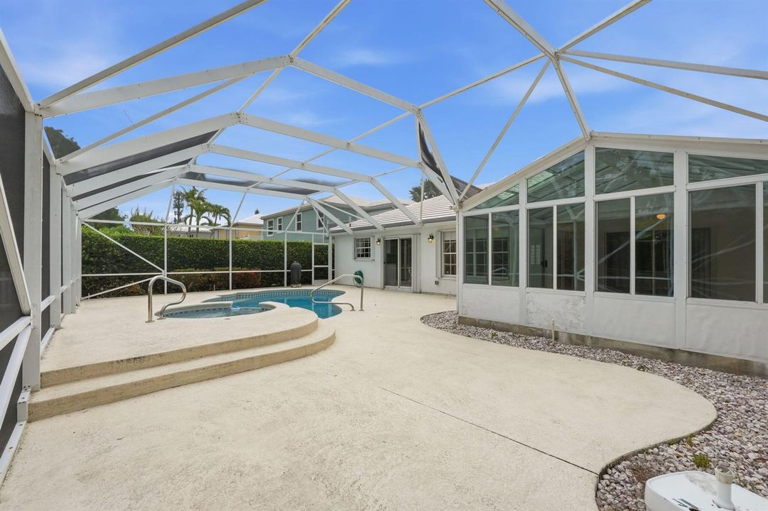 9205 SE Woods End Pl. Jupiter 33469