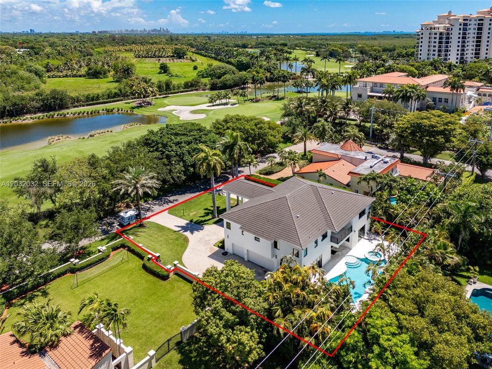 For Rent: $17,750 (5 beds, 4 baths, 4675 Square Feet)