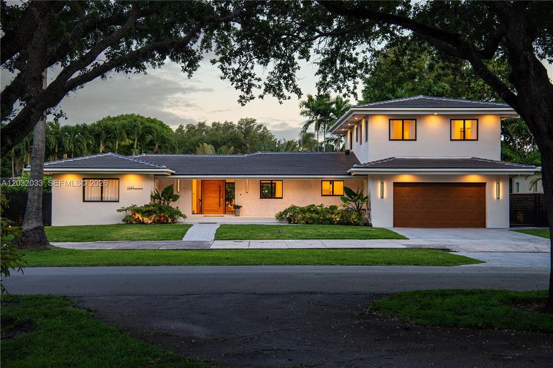For Rent: $29,500 (6 beds, 6 baths, 4010 Square Feet)