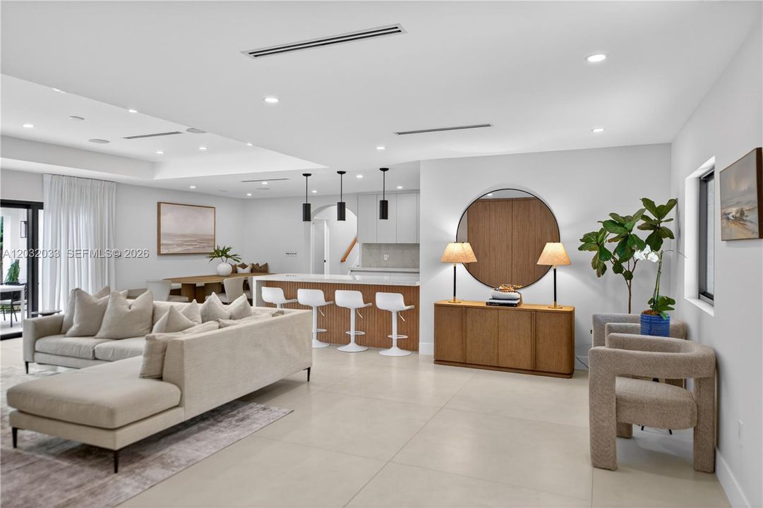 For Rent: $29,500 (6 beds, 6 baths, 4010 Square Feet)