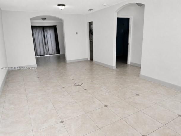 For Sale: $540,000 (4 beds, 2 baths, 1652 Square Feet)
