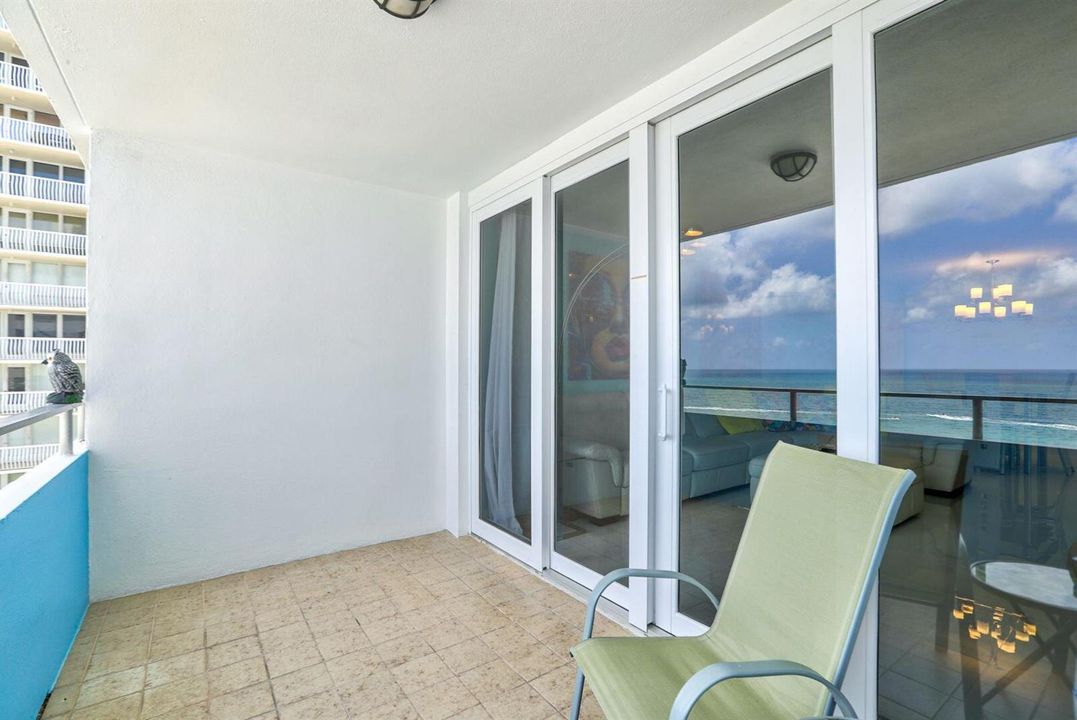 Balcony2