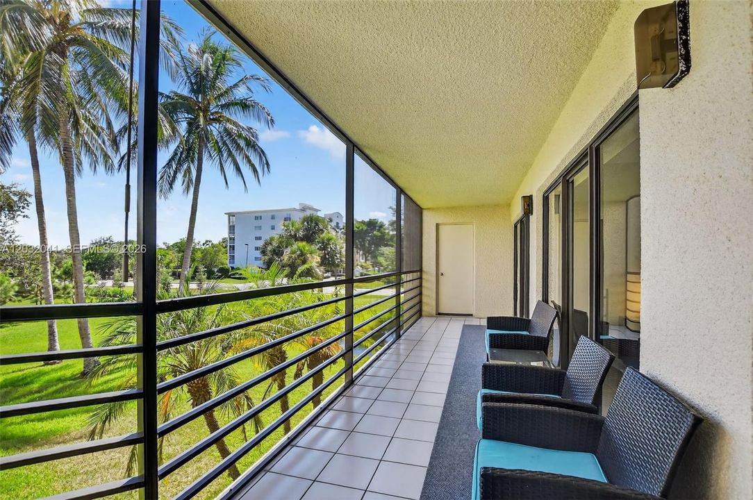 For Sale: $379,000 (3 beds, 2 baths, 1597 Square Feet)