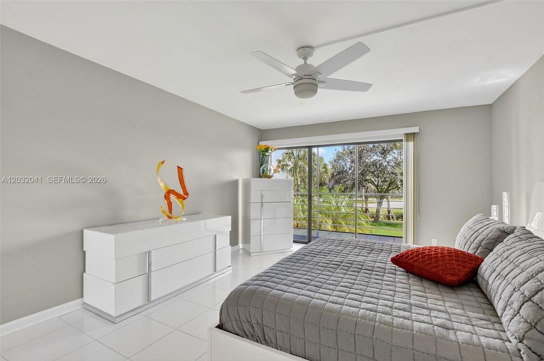 For Sale: $379,000 (3 beds, 2 baths, 1597 Square Feet)