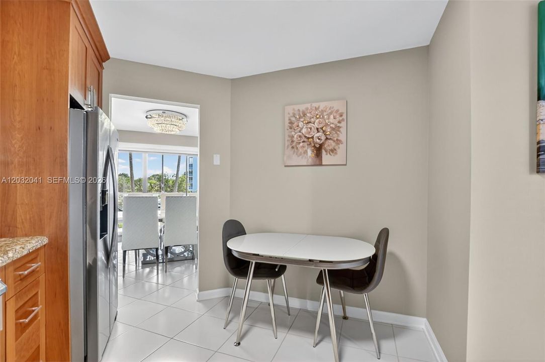For Sale: $379,000 (3 beds, 2 baths, 1597 Square Feet)