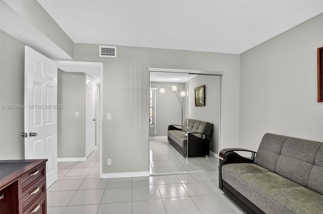 For Sale: $379,000 (3 beds, 2 baths, 1597 Square Feet)