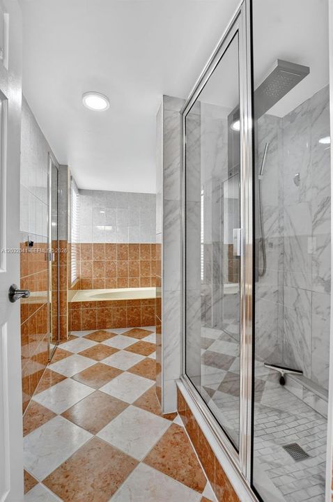 For Sale: $379,000 (3 beds, 2 baths, 1597 Square Feet)