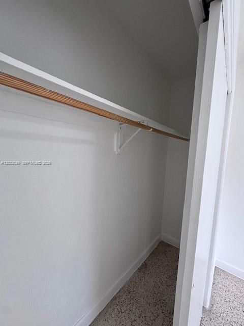 For Rent: $2,000 (1 beds, 1 baths, 575 Square Feet)