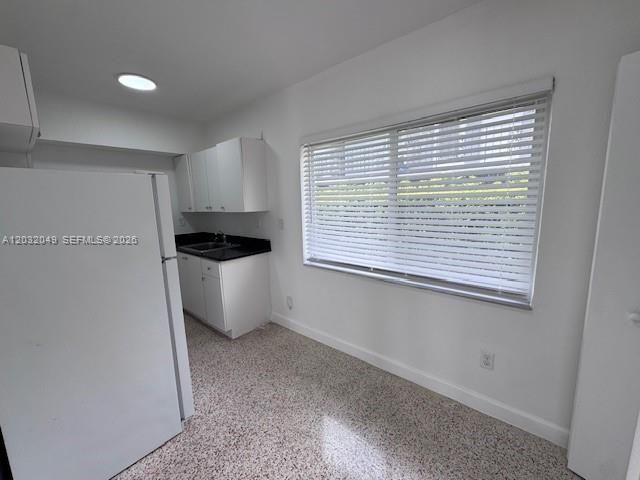 For Rent: $2,000 (1 beds, 1 baths, 575 Square Feet)
