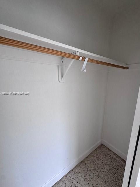 For Rent: $2,000 (1 beds, 1 baths, 575 Square Feet)