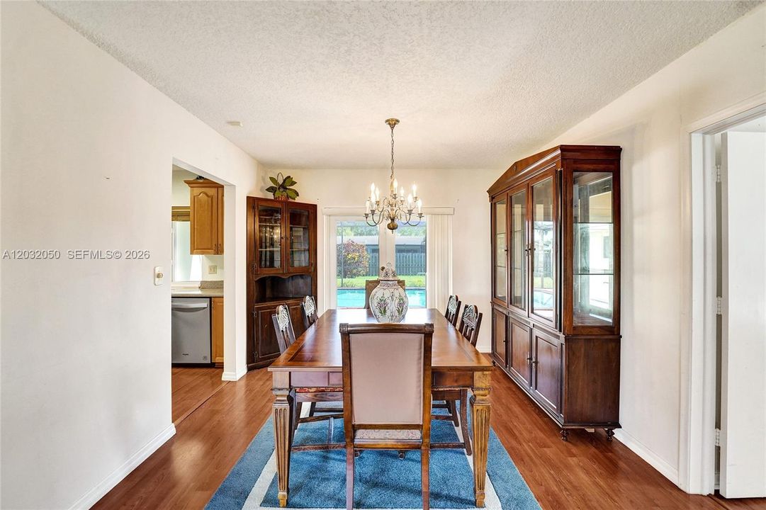 For Sale: $765,000 (4 beds, 2 baths, 1992 Square Feet)