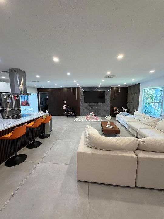 В аренду: $8,900 (5 спален, 2 ванн, 2510 Квадратных фут)