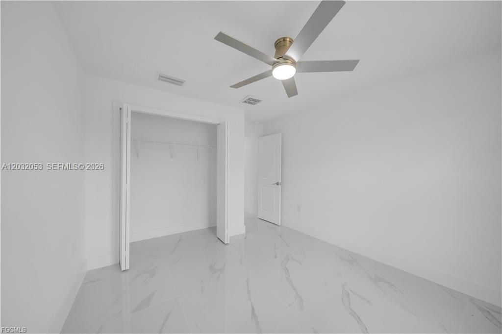 For Sale: $315,000 (3 beds, 2 baths, 1390 Square Feet)
