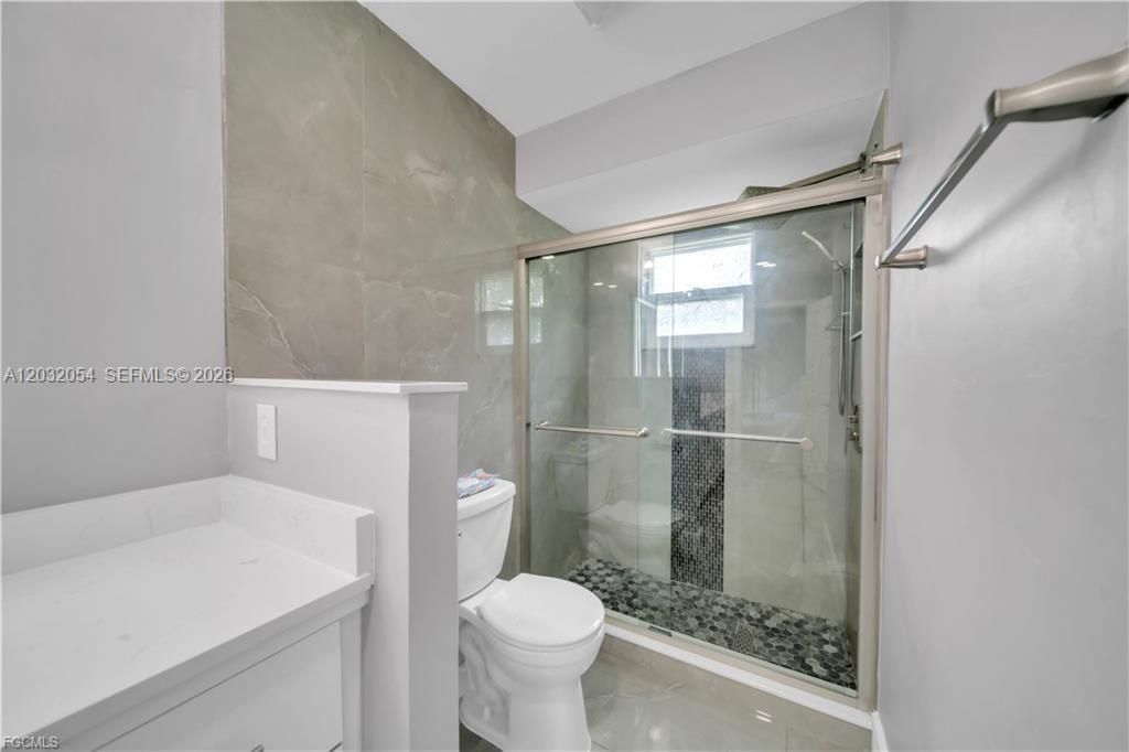 For Sale: $349,000 (3 beds, 2 baths, 1840 Square Feet)