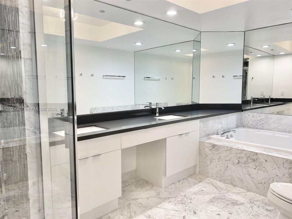 For Sale: $859,500 (2 beds, 2 baths, 1530 Square Feet)