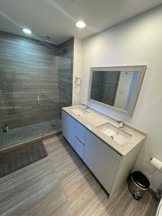 For Rent: $7,100 (2 beds, 3 baths, 1325 Square Feet)