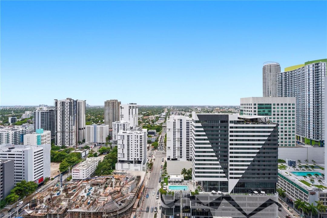 For Sale: $1,399,000 (3 beds, 3 baths, 1676 Square Feet)
