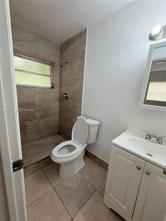 For Rent: $2,800 (3 beds, 2 baths, 1014 Square Feet)