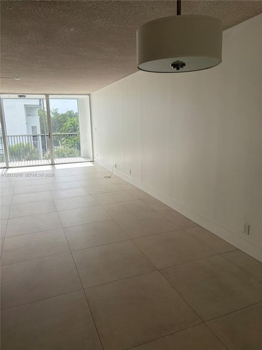 For Rent: $4,200 (2 beds, 2 baths, 1335 Square Feet)