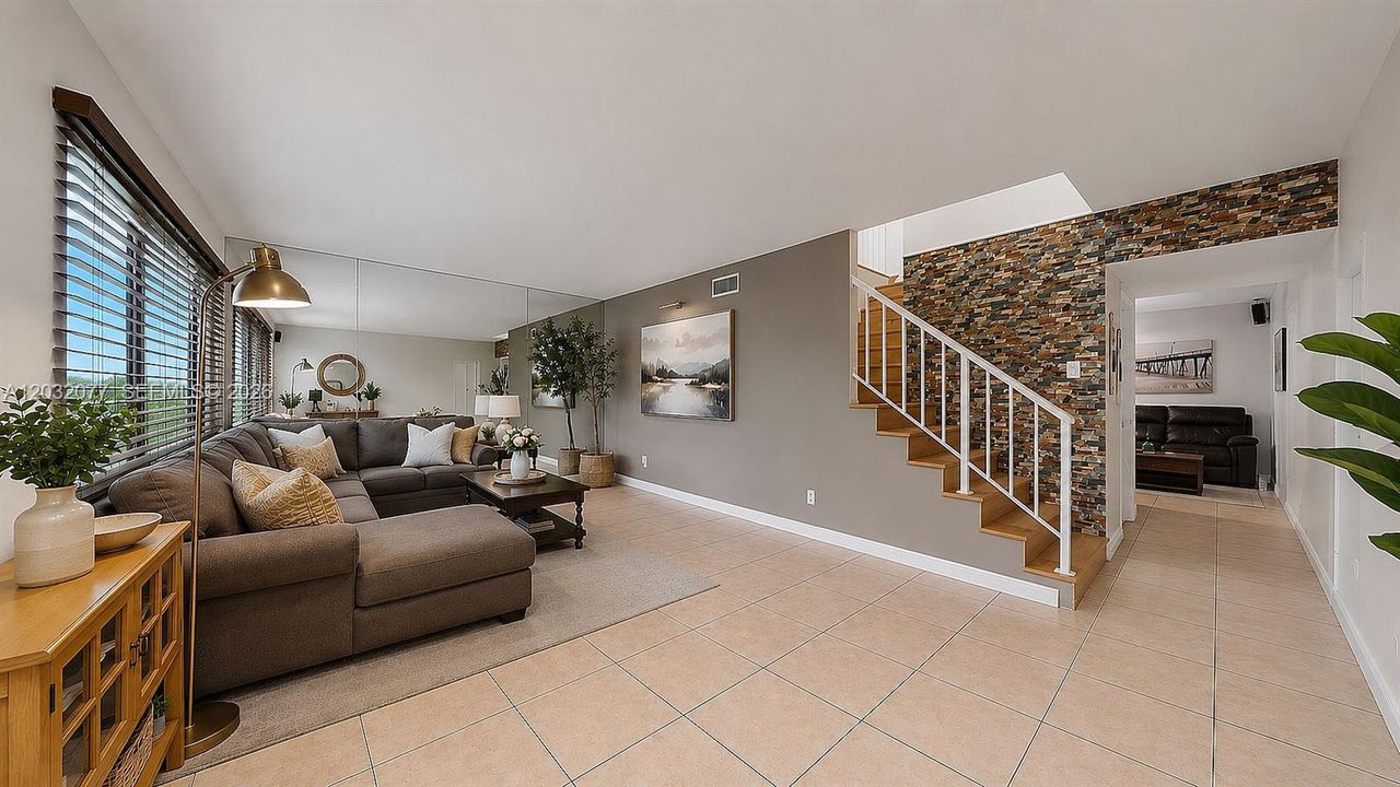 For Rent: $2,850 (3 beds, 2 baths, 1590 Square Feet)