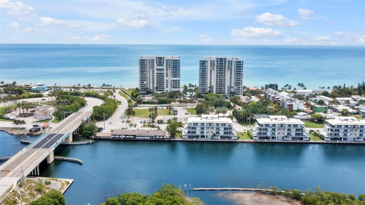 For Rent: $8,900 (3 beds, 3 baths, 2291 Square Feet)