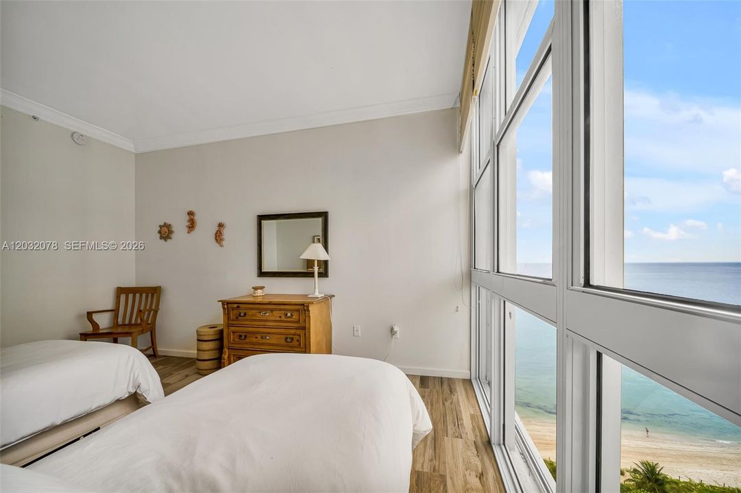 For Rent: $8,900 (3 beds, 3 baths, 2291 Square Feet)