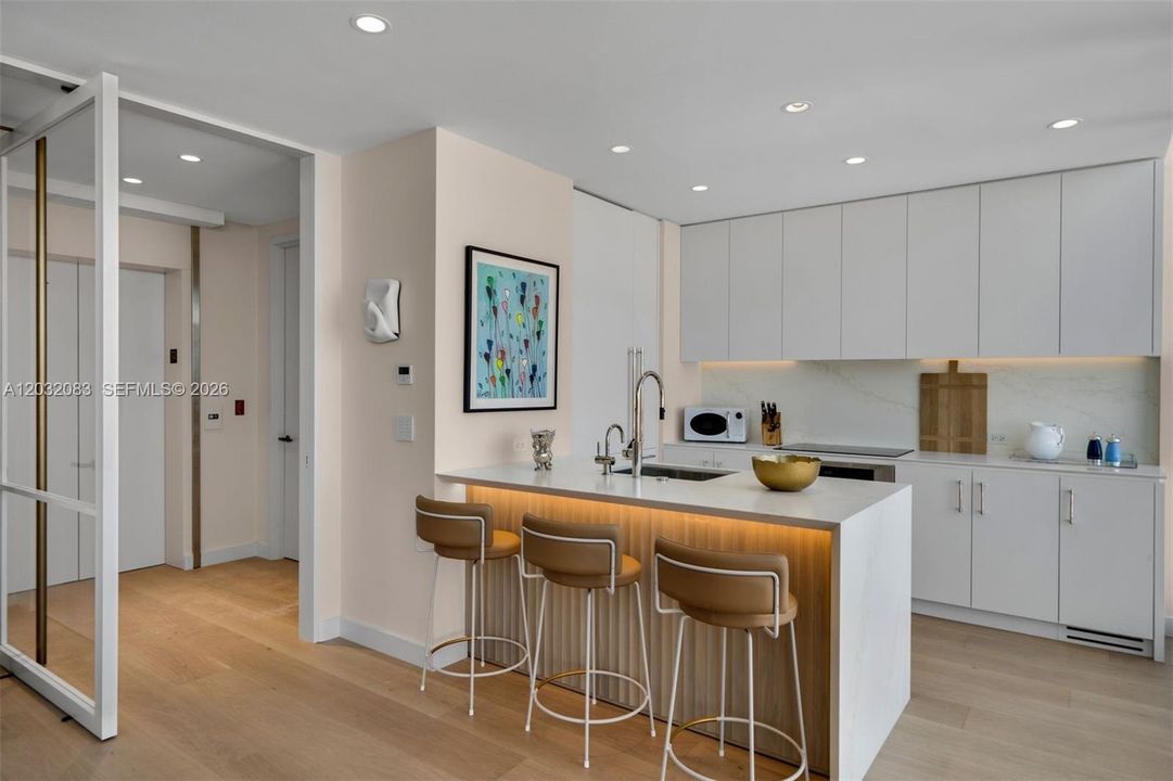 For Sale: $12,750,000 (4 beds, 5 baths, 6974 Square Feet)