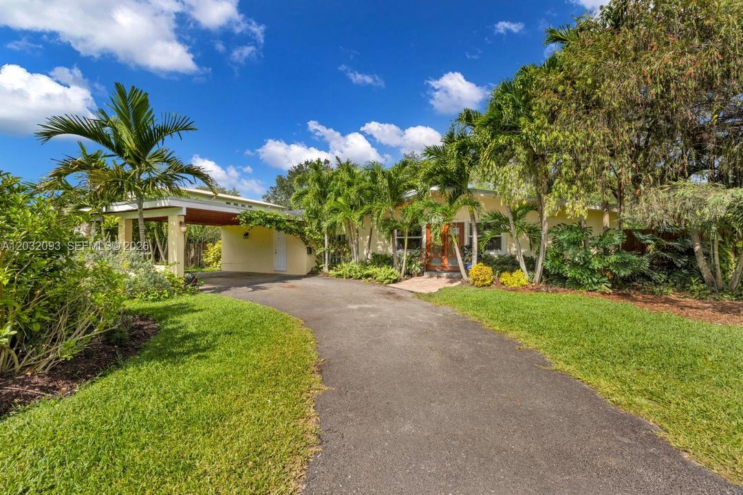 Active With Contract: $5,000 (3 beds, 2 baths, 1459 Square Feet)