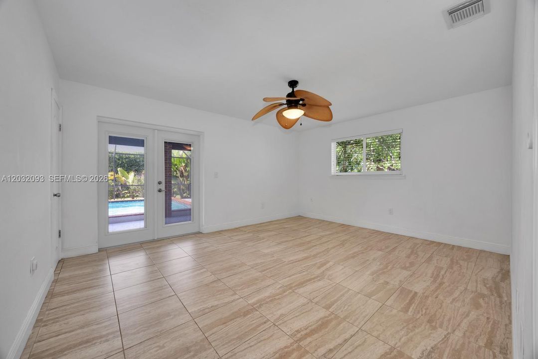 Active With Contract: $5,000 (3 beds, 2 baths, 1459 Square Feet)