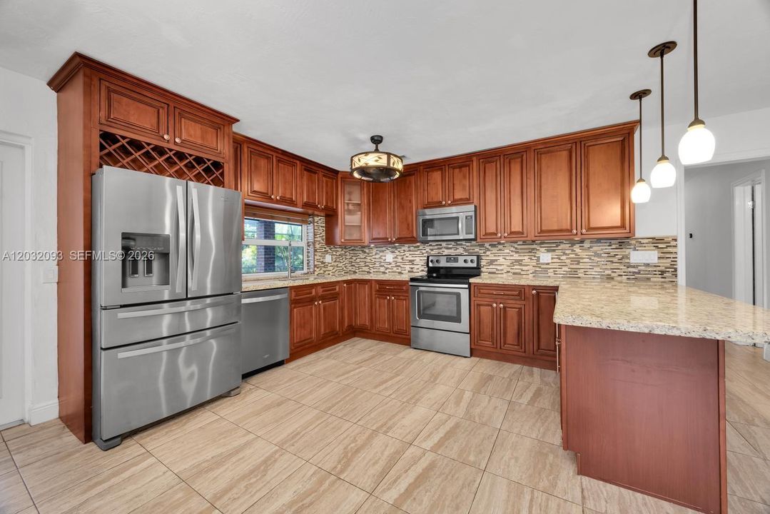 Active With Contract: $5,000 (3 beds, 2 baths, 1459 Square Feet)