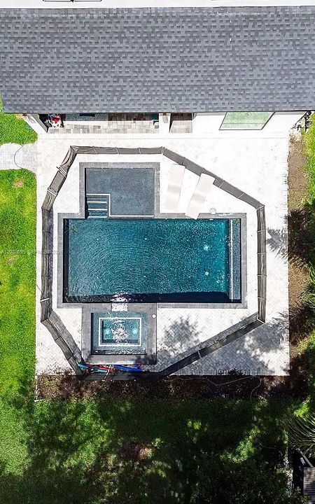 На продажу: $1,299,999 (5 спален, 3 ванн, 0 Квадратных фут)