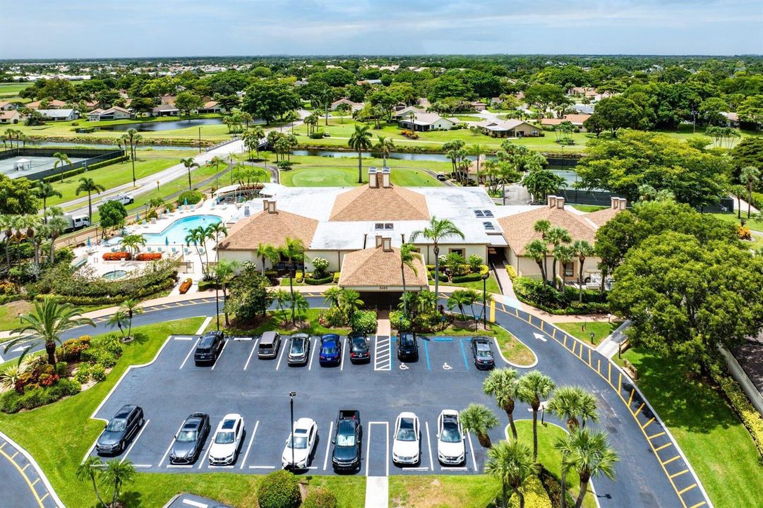 Country Club Parking