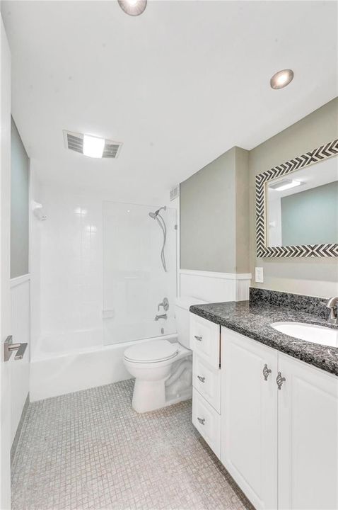2nd Bathroom