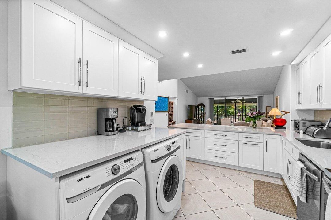 008-61EastgateDrive-D-BoyntonBeach-FL-33