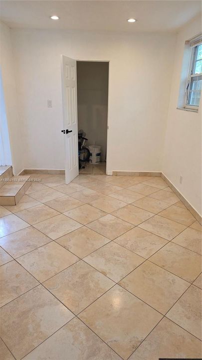 For Rent: $2,990 (3 beds, 2 baths, 0 Square Feet)