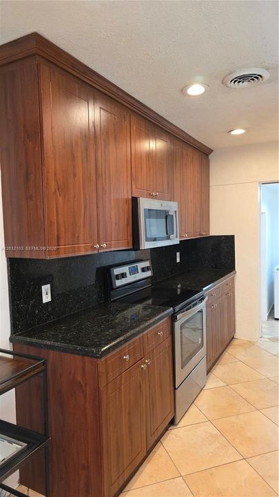 For Rent: $2,990 (3 beds, 2 baths, 0 Square Feet)