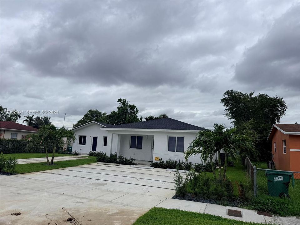 For Sale: $825,000 (0 beds, 0 baths, 2285 Square Feet)