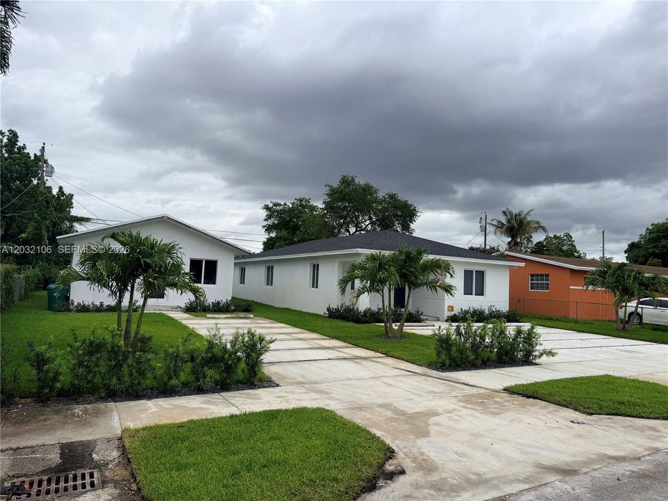 For Sale: $825,000 (0 beds, 0 baths, 2285 Square Feet)