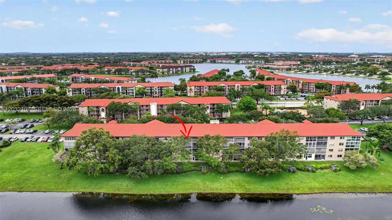 For Sale: $275,000 (2 beds, 2 baths, 1192 Square Feet)