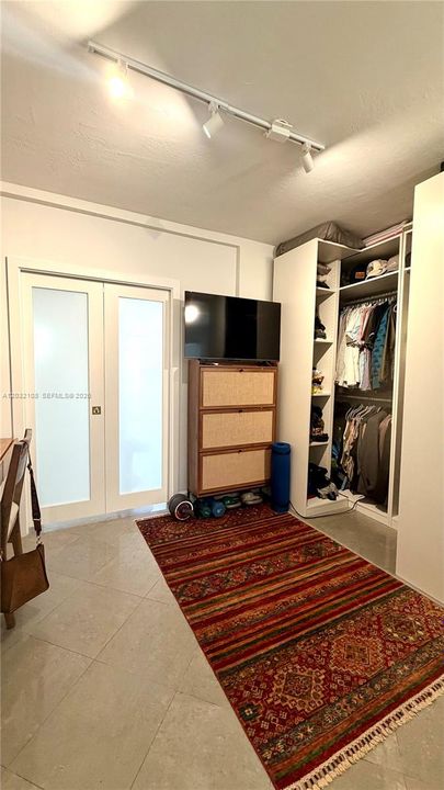 For Rent: $2,650 (0 beds, 1 baths, 430 Square Feet)