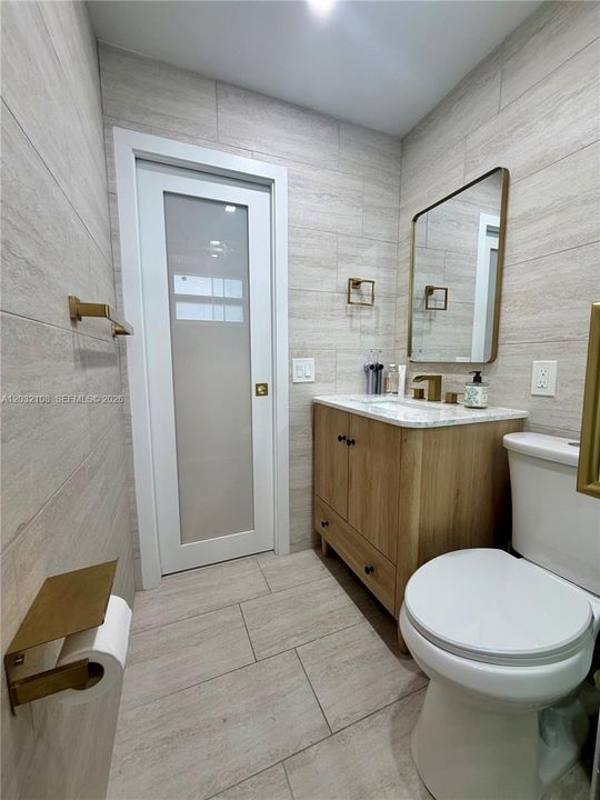 For Rent: $2,650 (0 beds, 1 baths, 430 Square Feet)