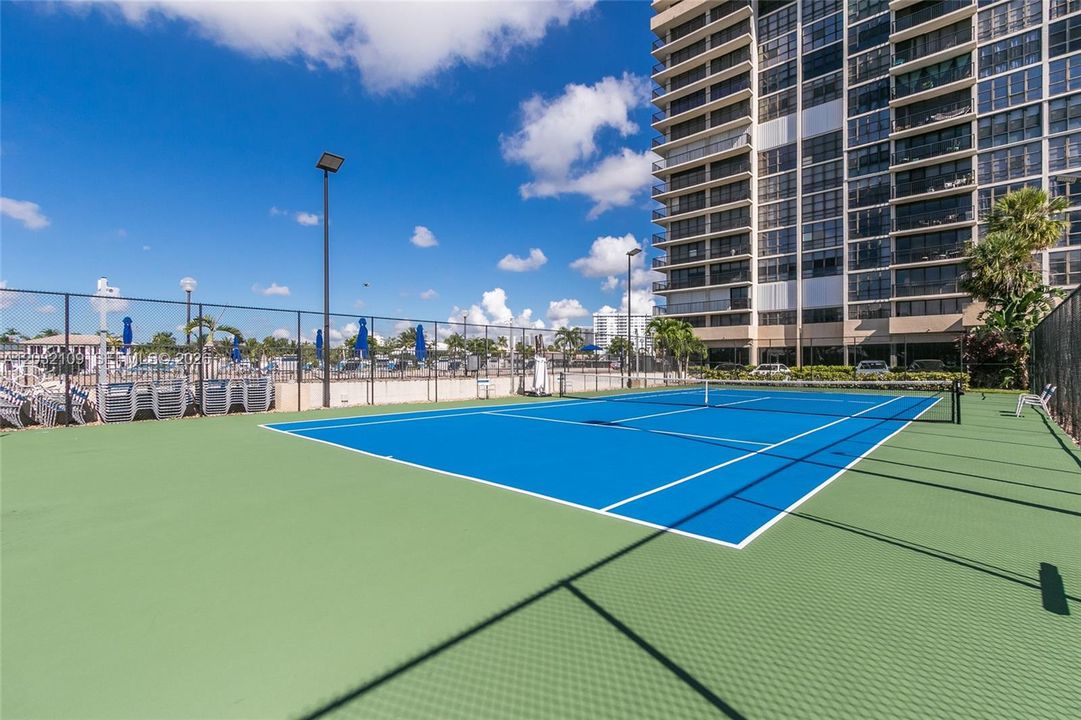 Tennis