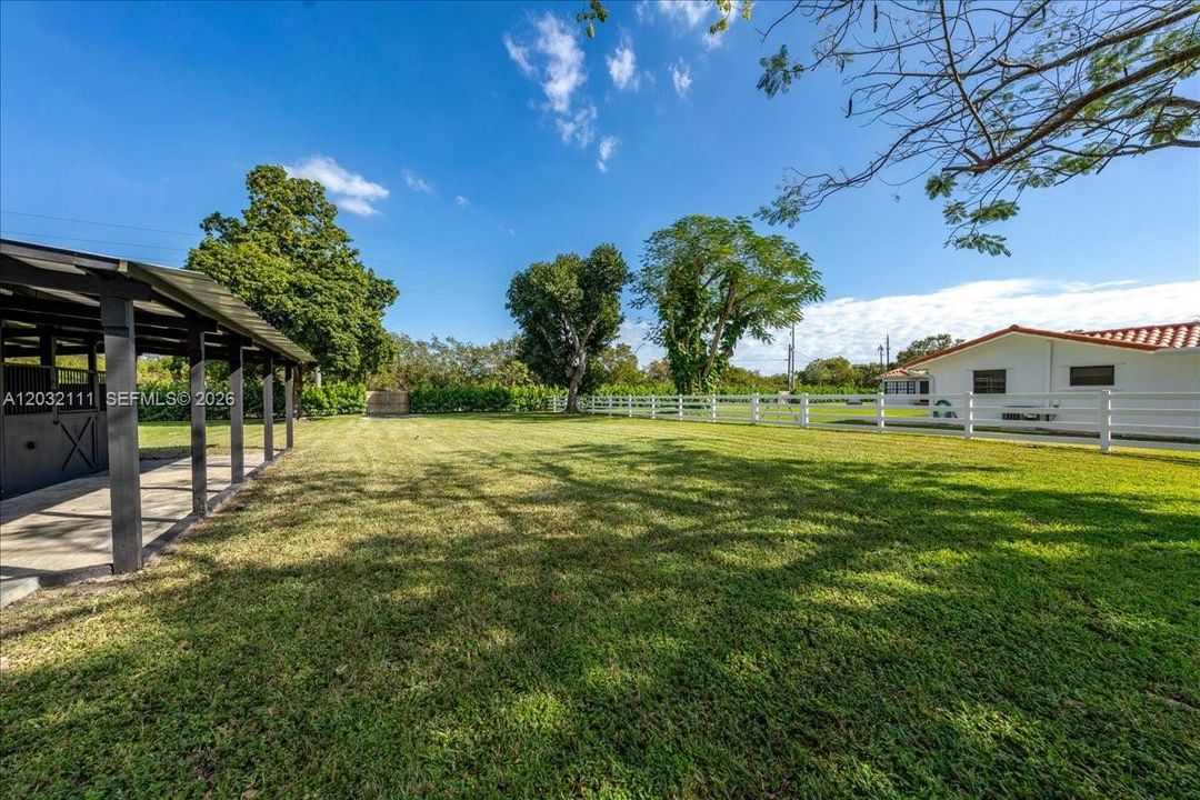 For Rent: $8,750 (5 beds, 4 baths, 3696 Square Feet)