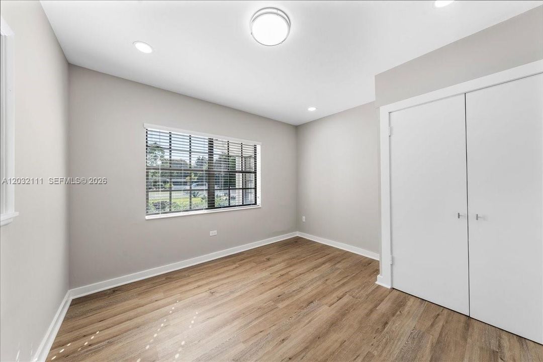 For Rent: $8,750 (5 beds, 4 baths, 3696 Square Feet)