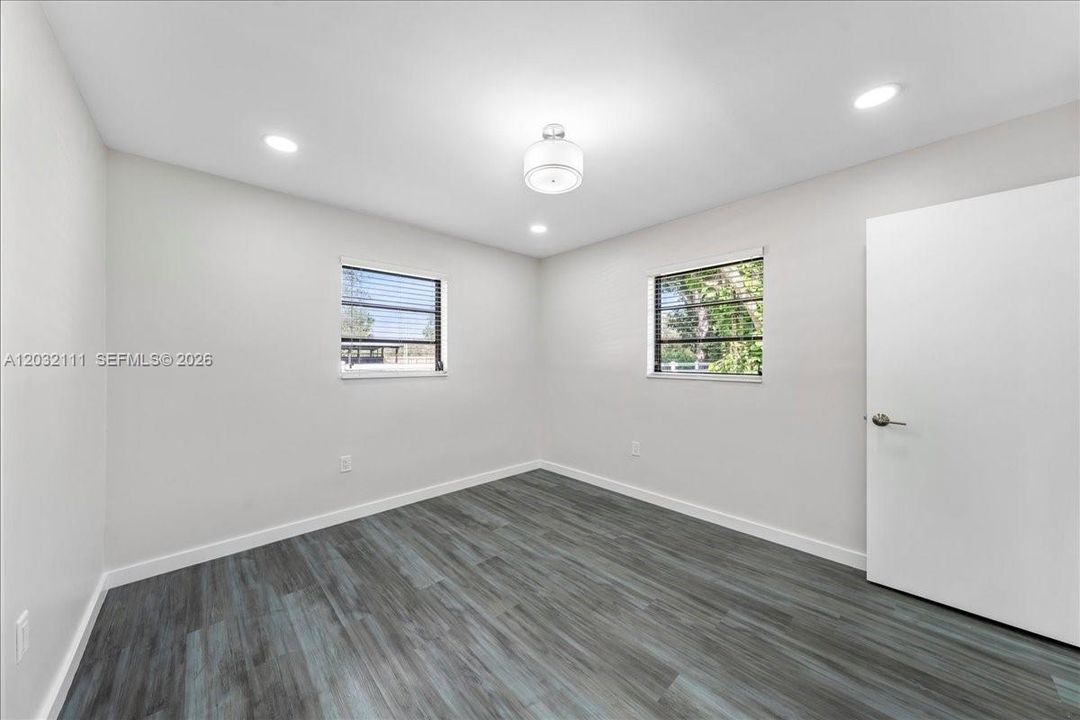 For Rent: $8,750 (5 beds, 4 baths, 3696 Square Feet)