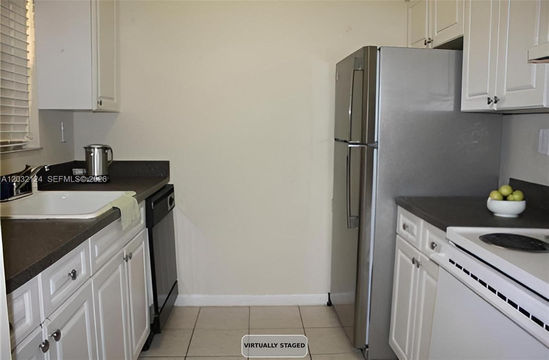 For Rent: $1,900 (1 beds, 1 baths, 628 Square Feet)
