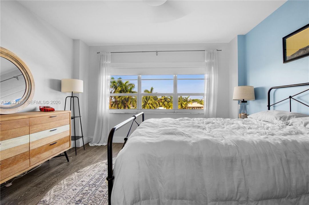 For Sale: $524,995 (3 beds, 2 baths, 1706 Square Feet)