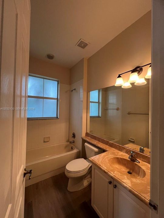 For Sale: $429,000 (4 beds, 2 baths, 1904 Square Feet)