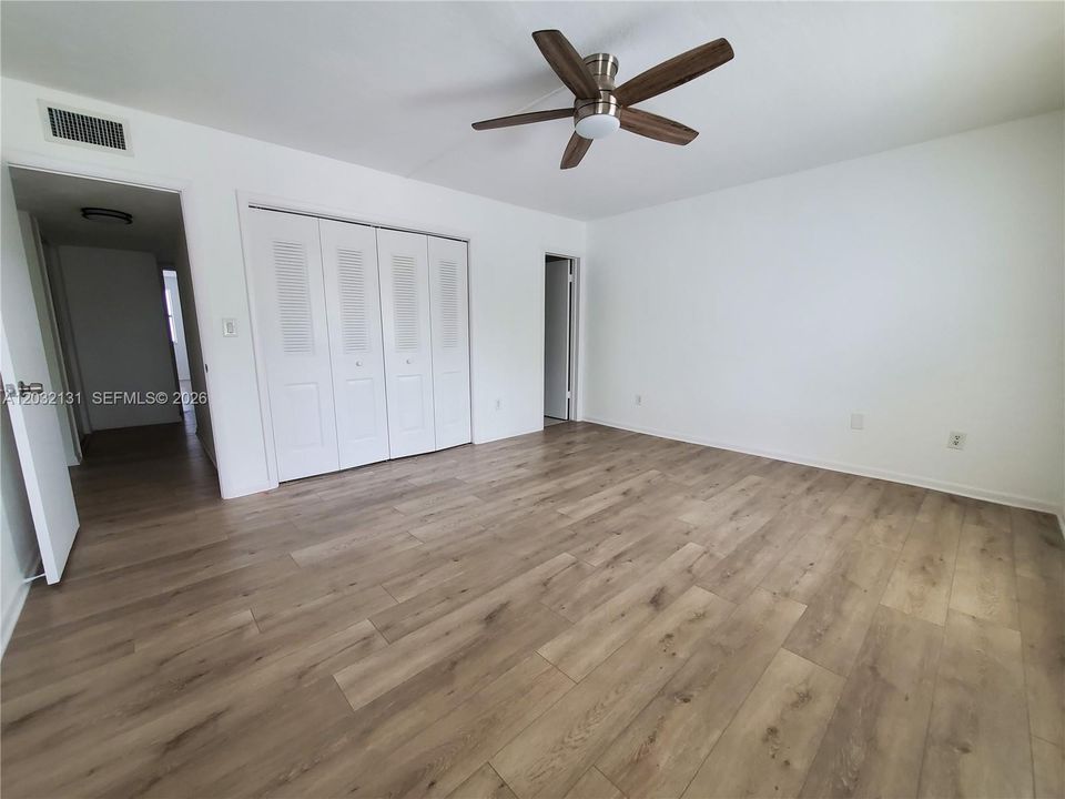 For Rent: $3,295 (3 beds, 2 baths, 1630 Square Feet)