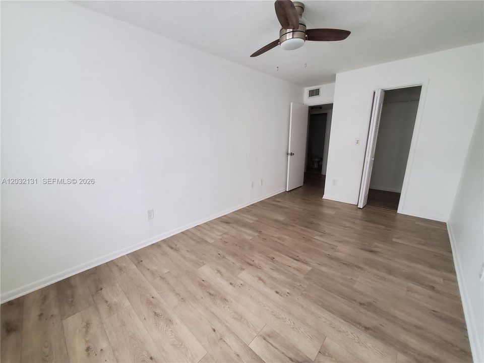 For Rent: $3,295 (3 beds, 2 baths, 1630 Square Feet)